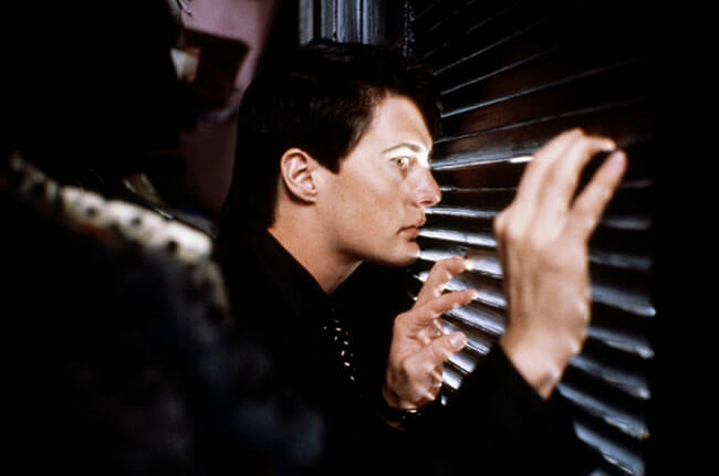 1. Blue Velvet (1986).jpg