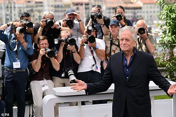 1684247579_93_Michael-Douglas-looks-suave-as-he-attends-a-photocall-at copy.jpg