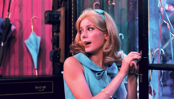 5. The Umbrellas of Cherbourg (1964).jpg