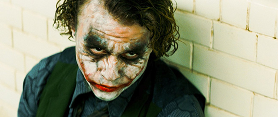 Heath_Ledger_and_Legend_in_The_Dark_Knight_2008.jpg