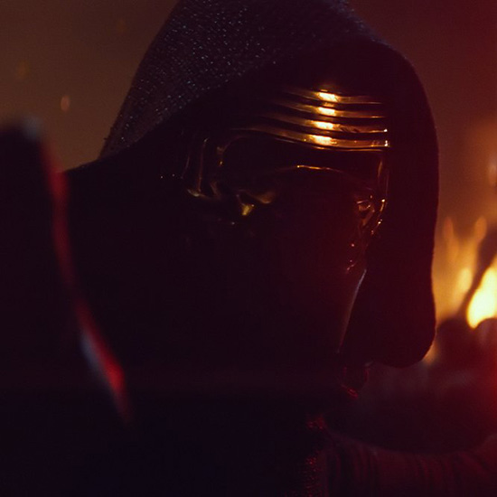 Kylo_Ren_Star_Wars_The_Force_Awakens.jpg