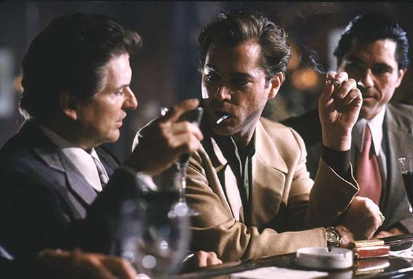 Ray-Liotta-Joe-Pesci-and-Joseph-Bono-in-Goodfellas-1990.jpg