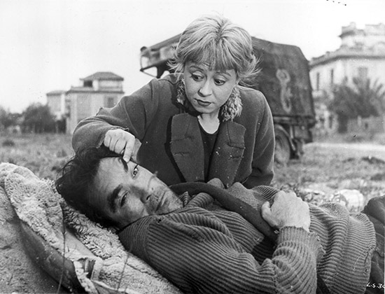 still-of-anthony-quinn-and-giulietta-masina-in-la-strada-1954.jpg