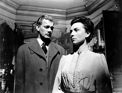 still-of-joseph-cotten-in-the-magnificent-ambersons-1942-large-picture.jpg